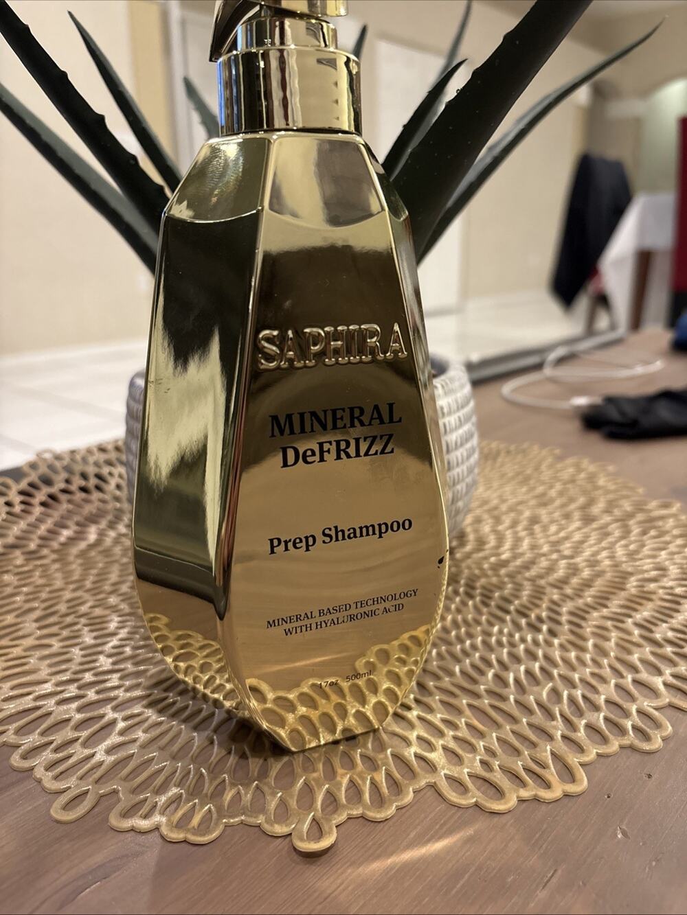 Saphire Mineral Defrizz Prep Shampoo